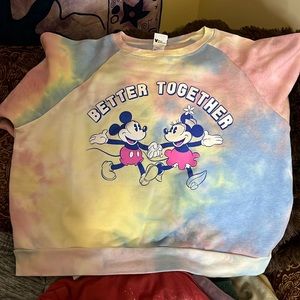 Cropped Mickey Mouse sweatshirt